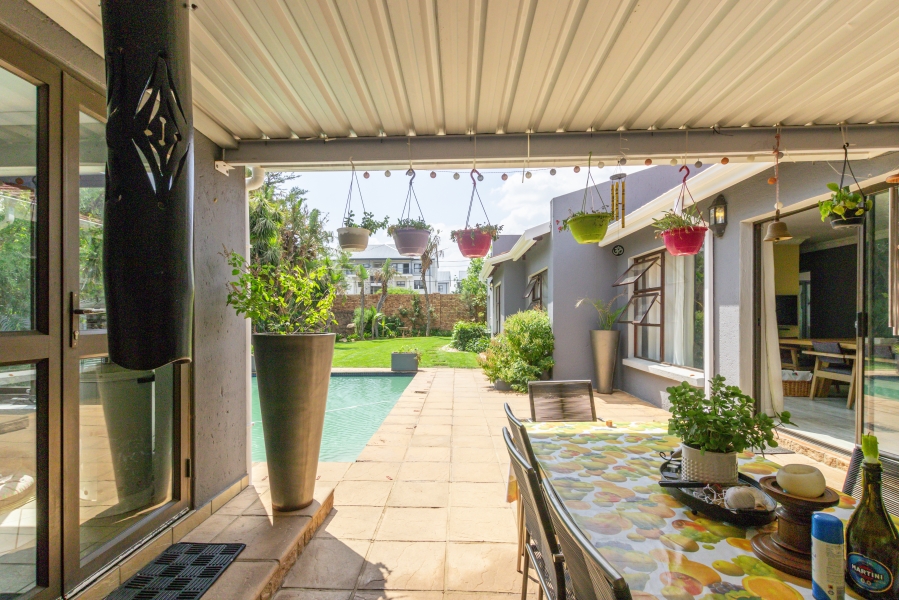 5 Bedroom Property for Sale in Kyalami Estates Gauteng