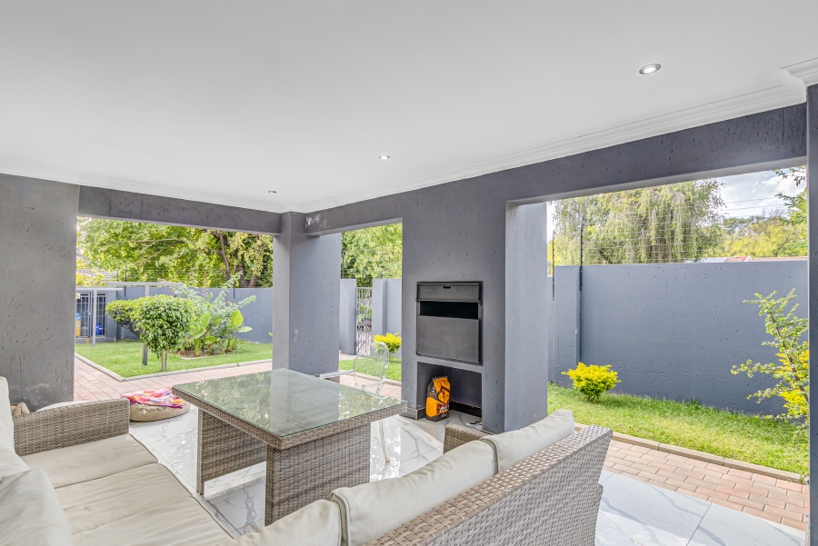 3 Bedroom Property for Sale in Fourways Gauteng