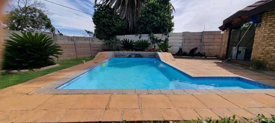 4 Bedroom Property for Sale in Elsburg Gauteng