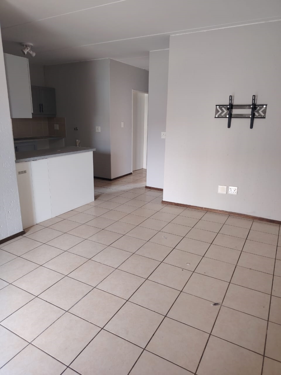 2 Bedroom Property for Sale in Comet Gauteng