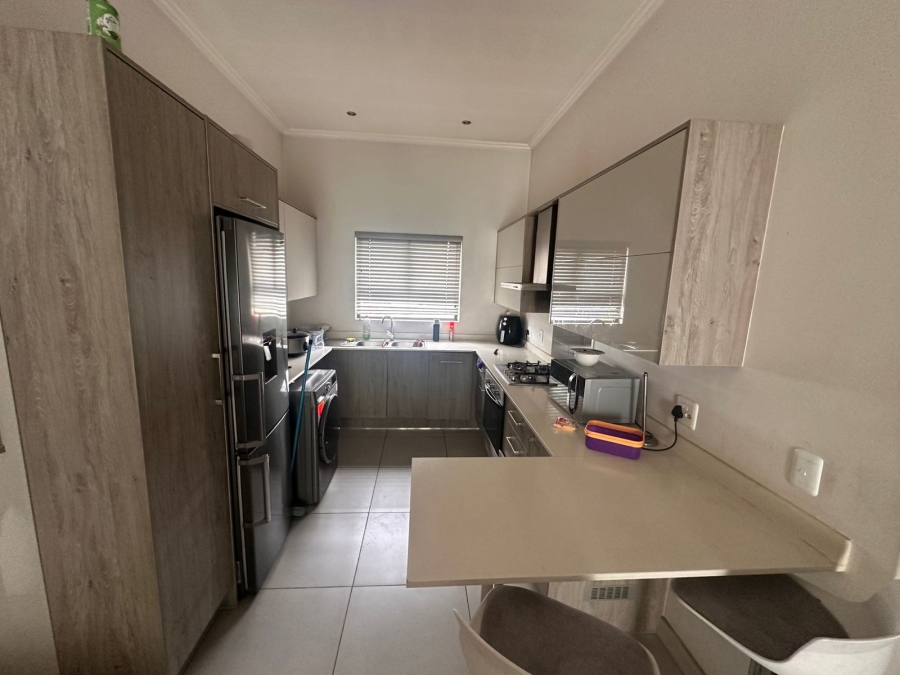 2 Bedroom Property for Sale in Broadacres Gauteng