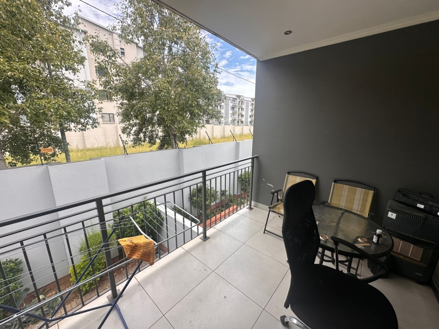 2 Bedroom Property for Sale in Broadacres Gauteng