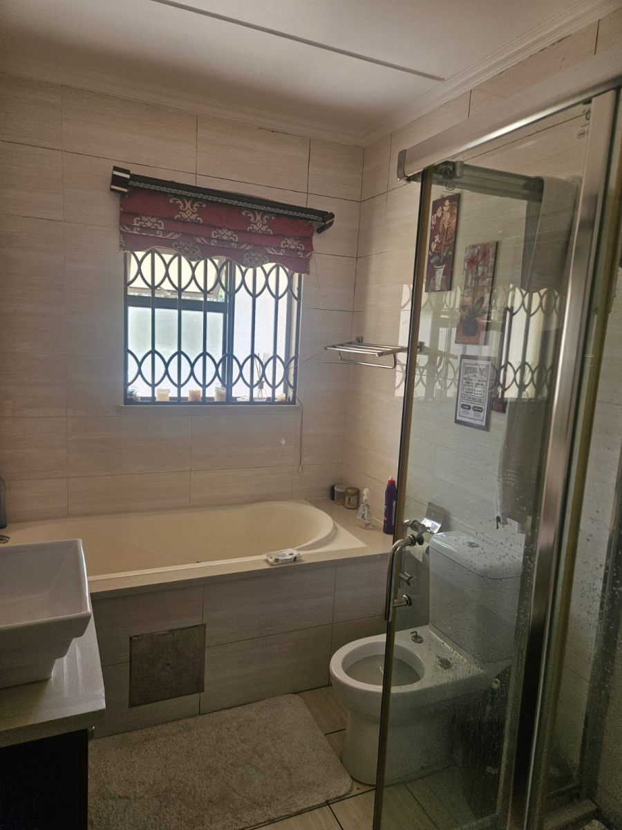 2 Bedroom Property for Sale in Summerset Gauteng