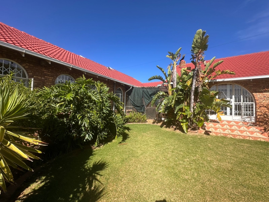 4 Bedroom Property for Sale in Rant En Dal Gauteng
