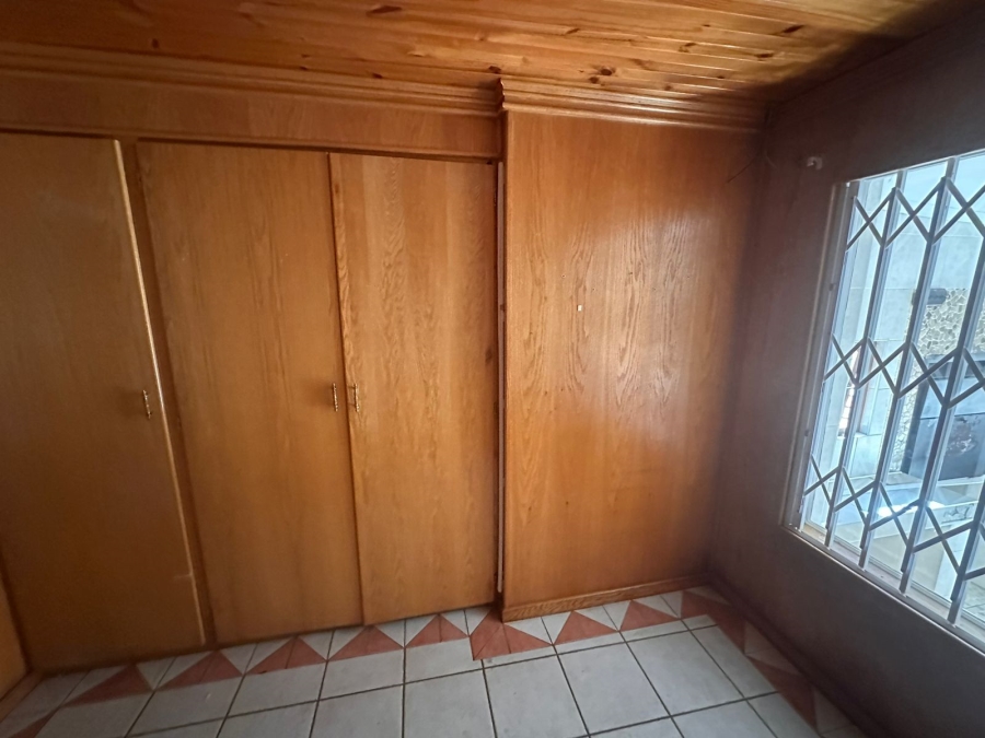 4 Bedroom Property for Sale in Rant En Dal Gauteng