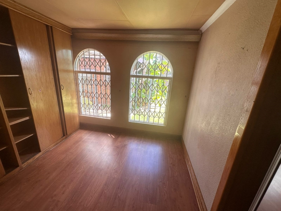 4 Bedroom Property for Sale in Rant En Dal Gauteng