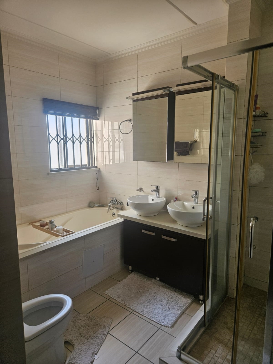 3 Bedroom Property for Sale in Summerset Gauteng