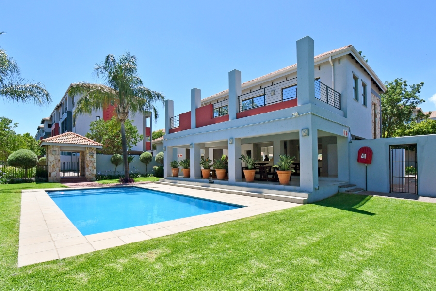 2 Bedroom Property for Sale in Barbeque Downs Gauteng