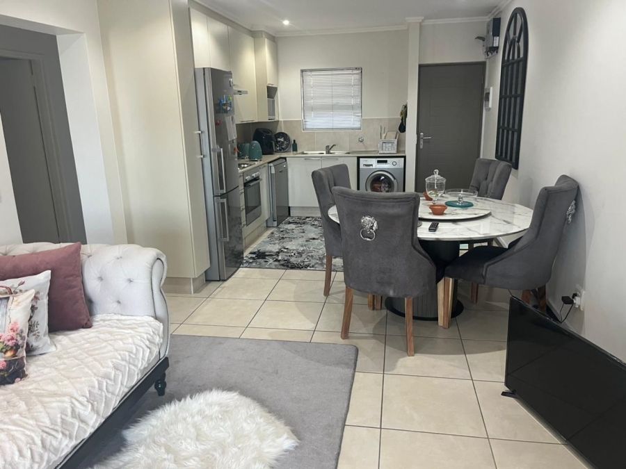 2 Bedroom Property for Sale in Barbeque Downs Gauteng