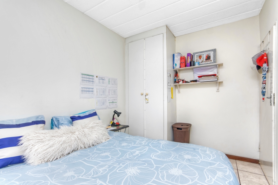 2 Bedroom Property for Sale in Buccleuch Gauteng