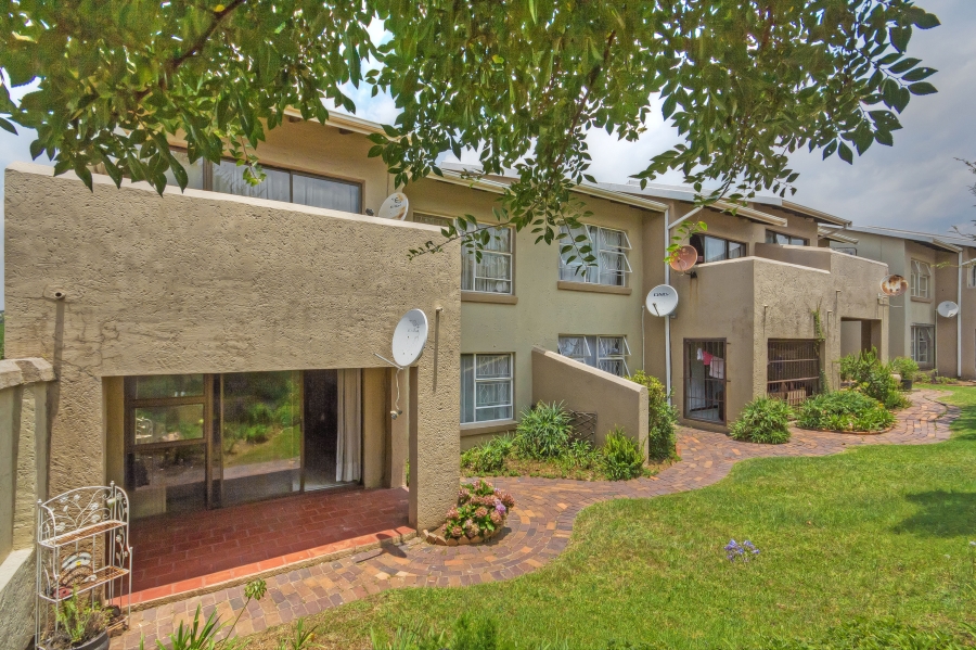 2 Bedroom Property for Sale in Buccleuch Gauteng