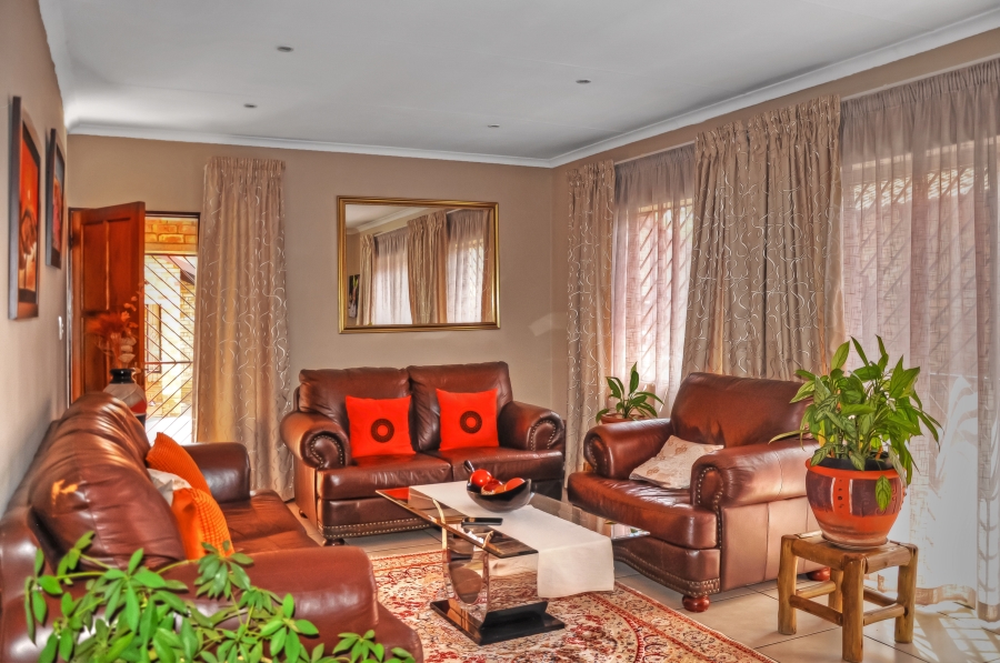 3 Bedroom Property for Sale in Halfway Gardens Gauteng