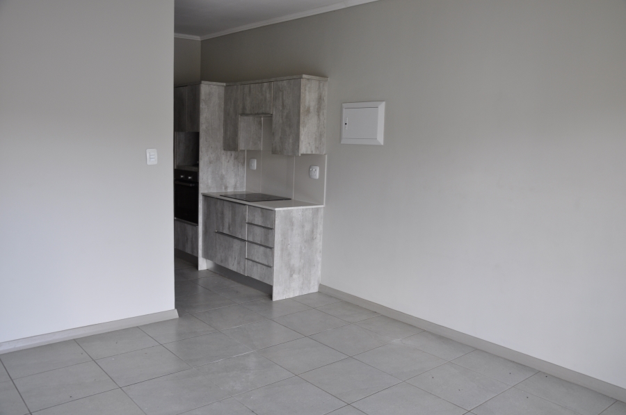 2 Bedroom Property for Sale in Rooihuiskraal North Gauteng