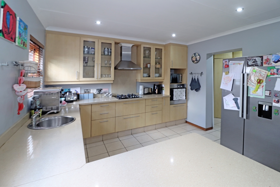 4 Bedroom Property for Sale in Kyalami Gauteng