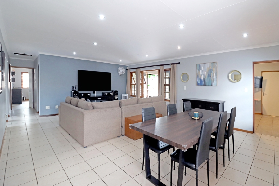 4 Bedroom Property for Sale in Kyalami Gauteng