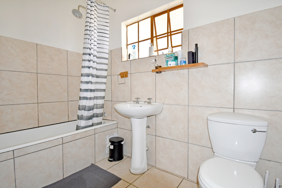 3 Bedroom Property for Sale in Mnandi Gauteng