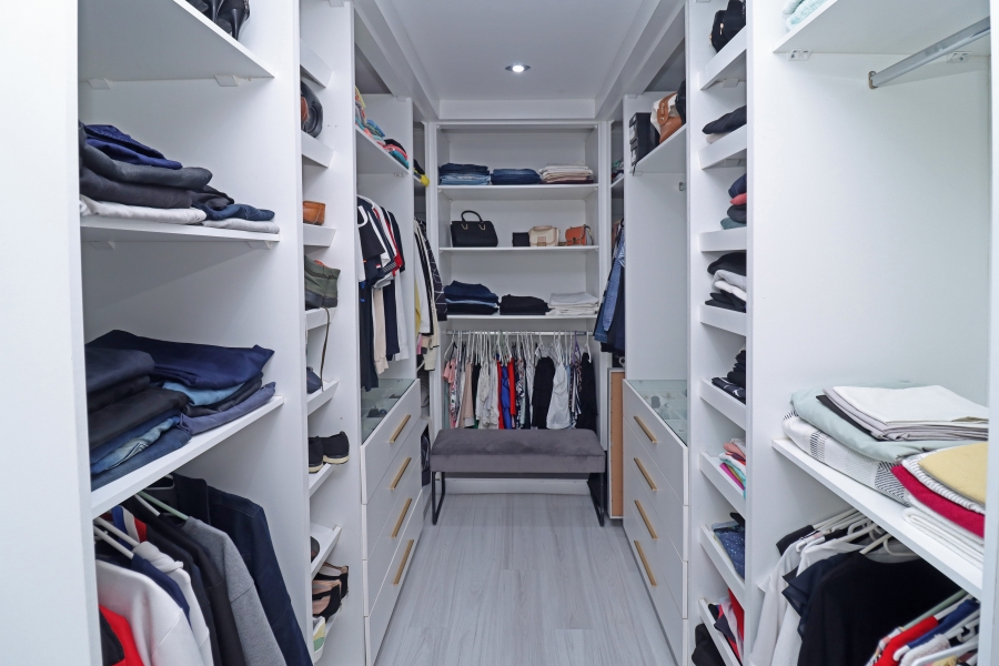 5 Bedroom Property for Sale in Blue Valley Golf Estate Gauteng