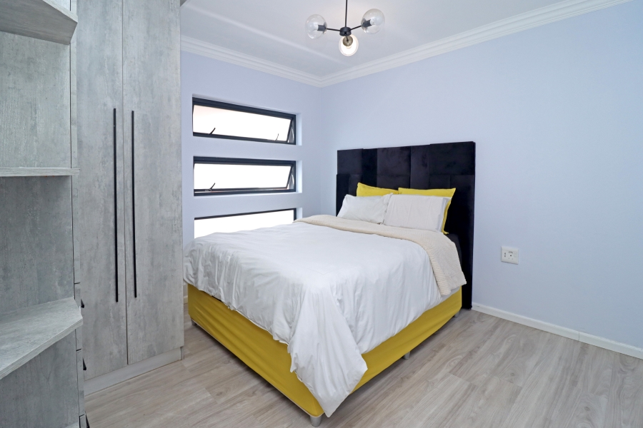 5 Bedroom Property for Sale in Blue Valley Golf Estate Gauteng