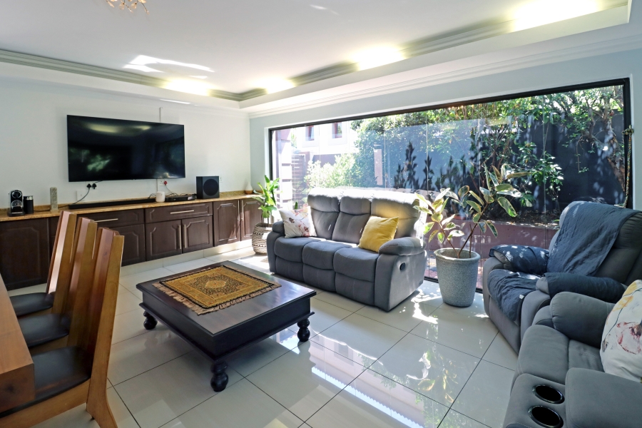 4 Bedroom Property for Sale in Blue Valley Golf Estate Gauteng
