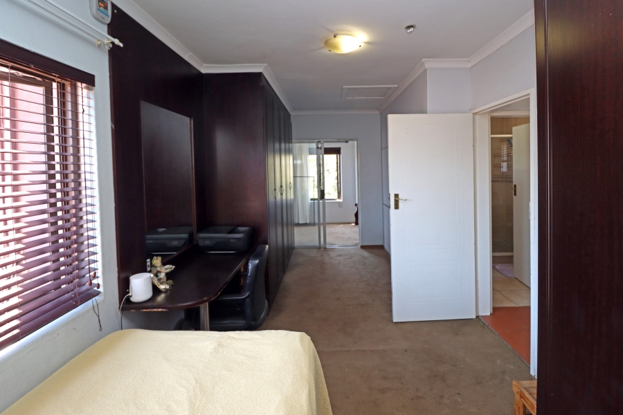 4 Bedroom Property for Sale in Blue Valley Golf Estate Gauteng