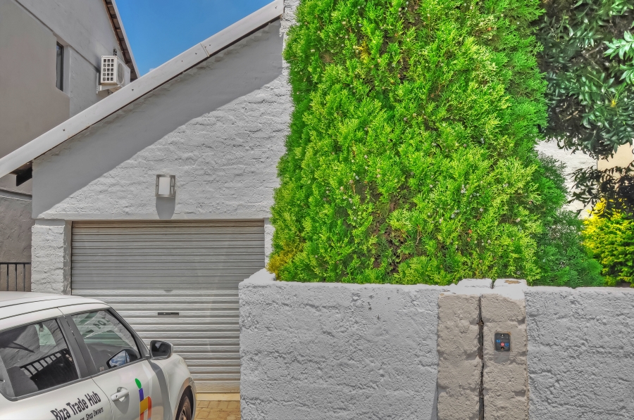 2 Bedroom Property for Sale in Halfway Gardens Gauteng