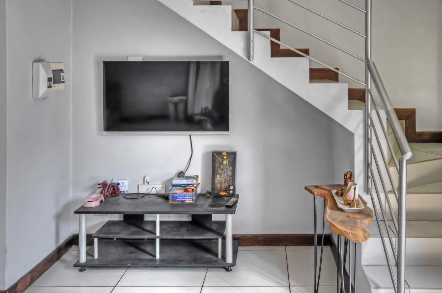 2 Bedroom Property for Sale in Halfway Gardens Gauteng