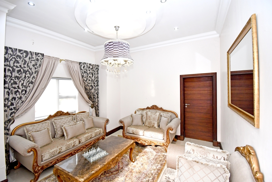 To Let 6 Bedroom Property for Rent in Blue Valley Golf Estate Gauteng