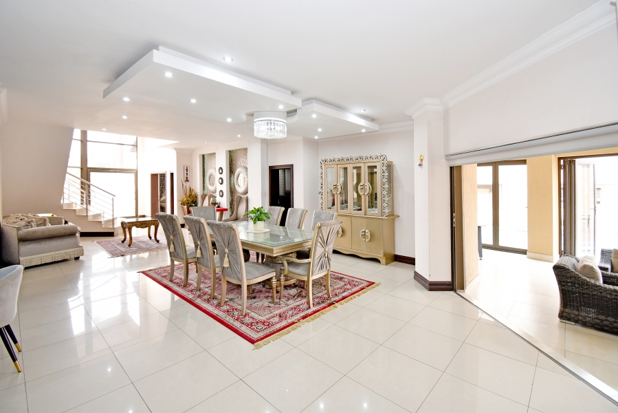 To Let 6 Bedroom Property for Rent in Blue Valley Golf Estate Gauteng