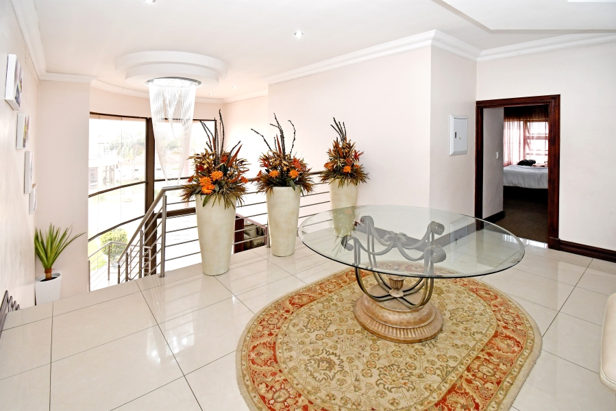 To Let 6 Bedroom Property for Rent in Blue Valley Golf Estate Gauteng