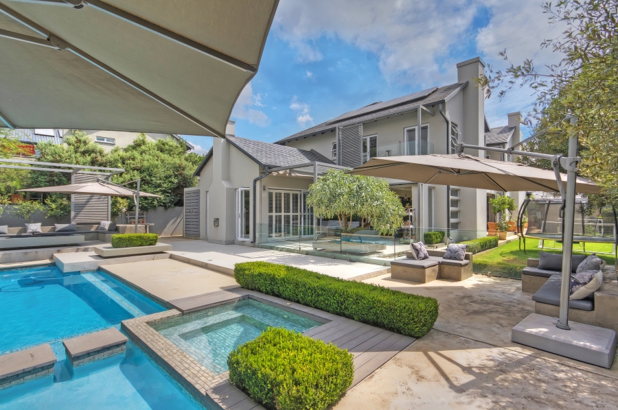 4 Bedroom Property for Sale in Waterfall Country Estate Gauteng