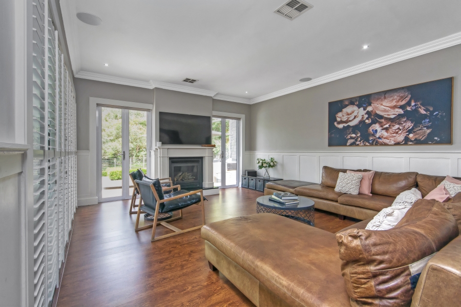 4 Bedroom Property for Sale in Waterfall Country Estate Gauteng