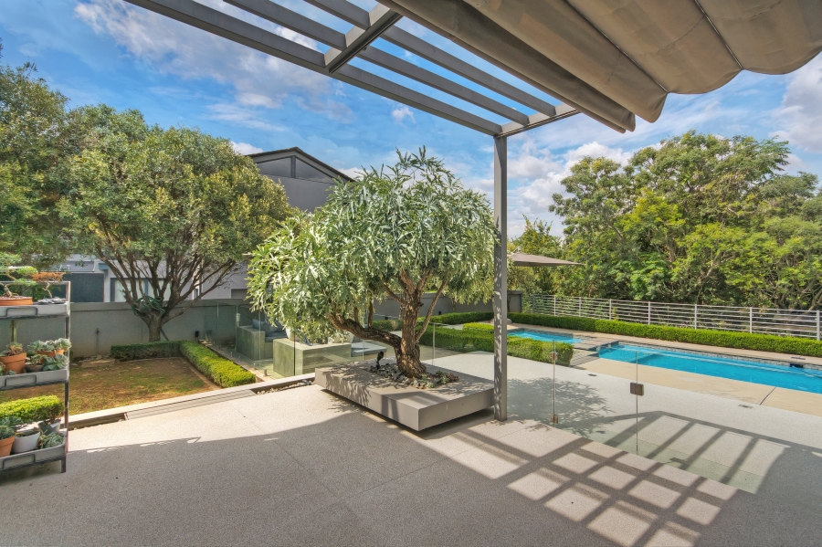 4 Bedroom Property for Sale in Waterfall Country Estate Gauteng