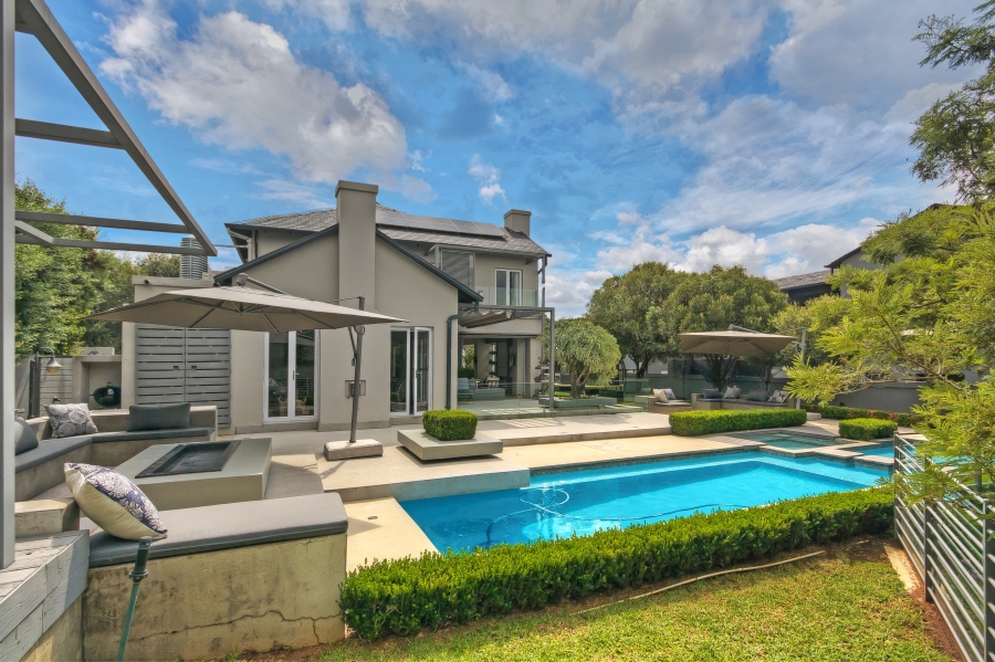 4 Bedroom Property for Sale in Waterfall Country Estate Gauteng