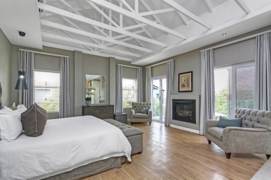 4 Bedroom Property for Sale in Waterfall Country Estate Gauteng