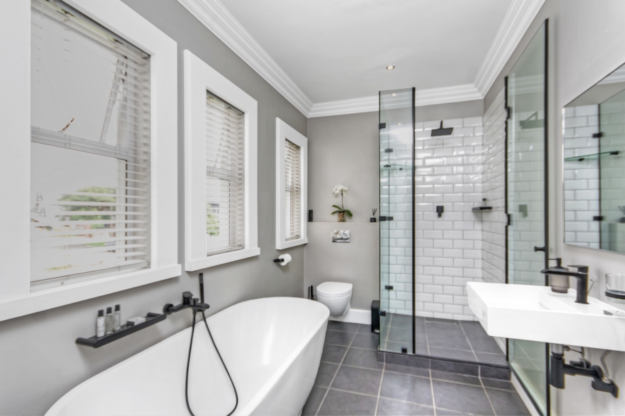 4 Bedroom Property for Sale in Waterfall Country Estate Gauteng