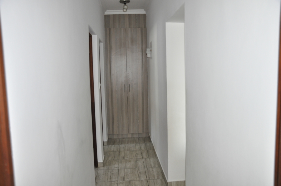 2 Bedroom Property for Sale in Noordwyk Gauteng