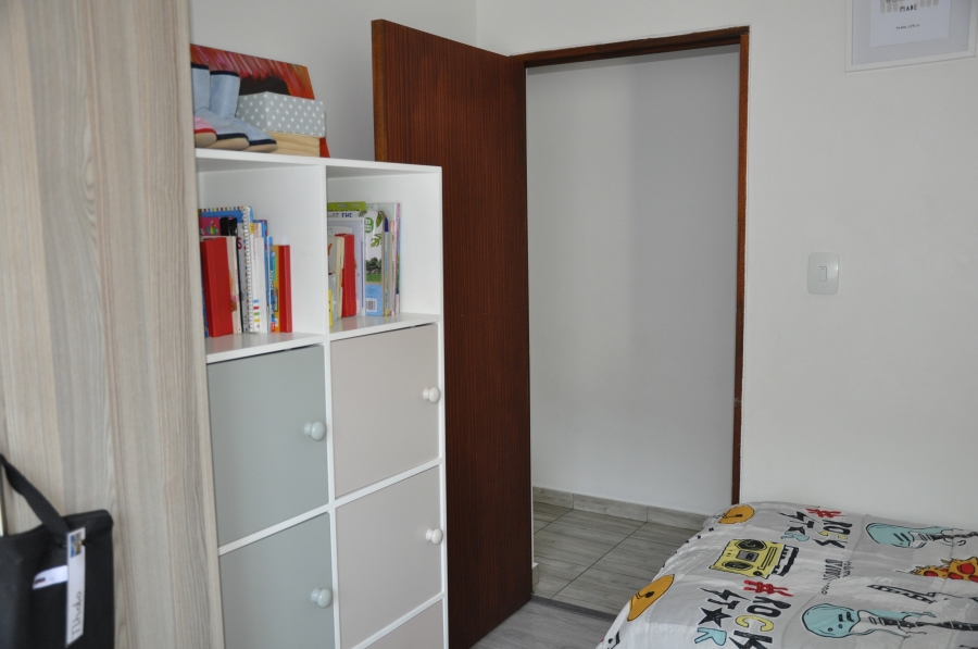 2 Bedroom Property for Sale in Noordwyk Gauteng