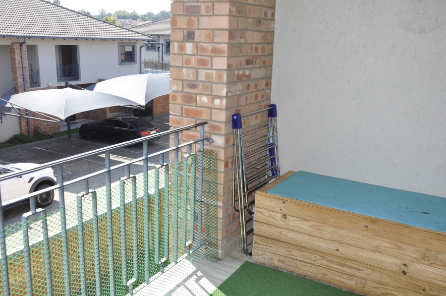 2 Bedroom Property for Sale in Noordwyk Gauteng