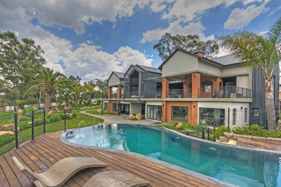 2 Bedroom Property for Sale in Carlswald Gauteng