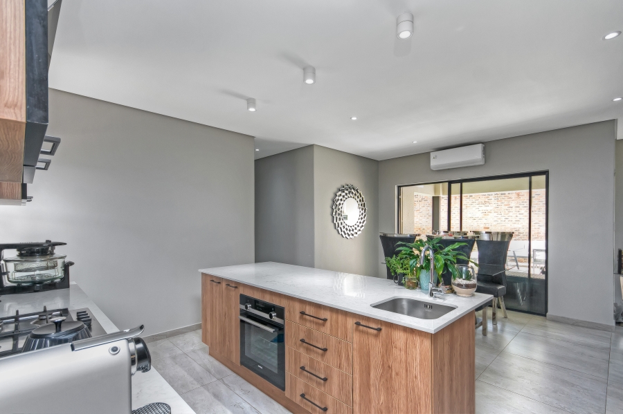 2 Bedroom Property for Sale in Carlswald Gauteng