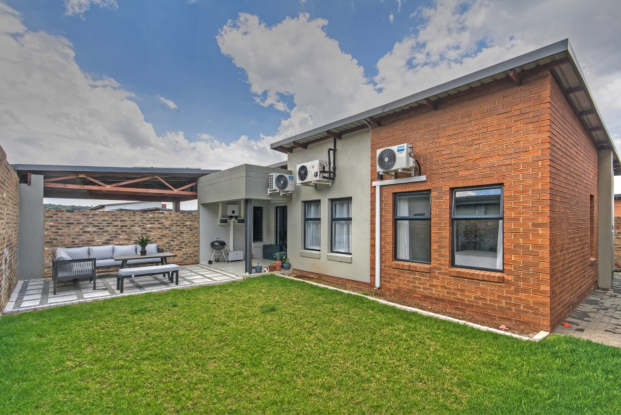 2 Bedroom Property for Sale in Carlswald Gauteng