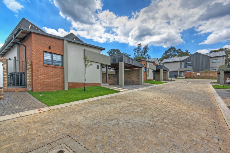 2 Bedroom Property for Sale in Carlswald Gauteng