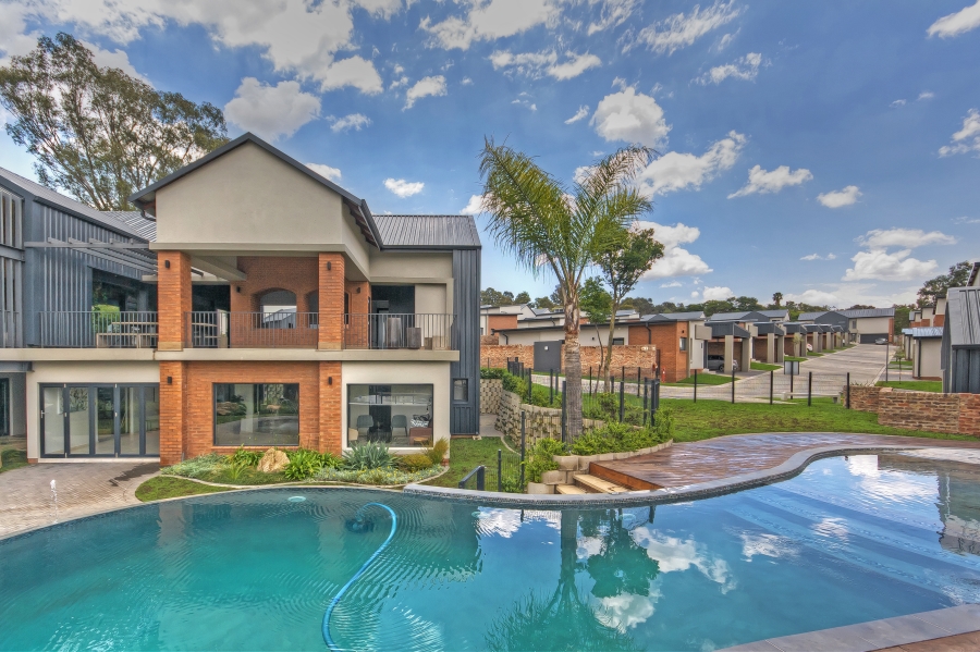 2 Bedroom Property for Sale in Carlswald Gauteng