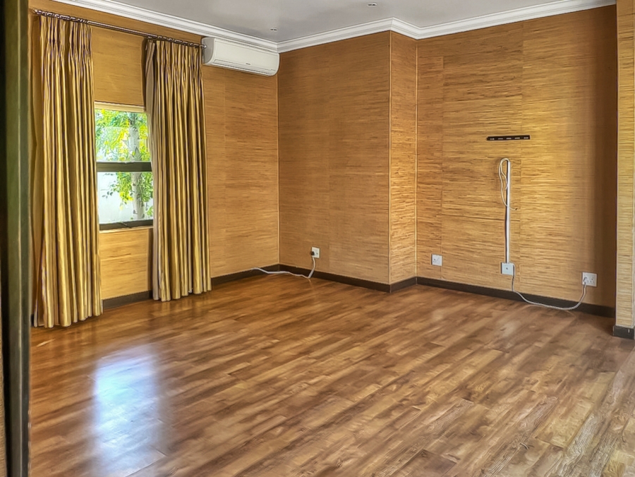 5 Bedroom Property for Sale in Southdowns Estate Gauteng