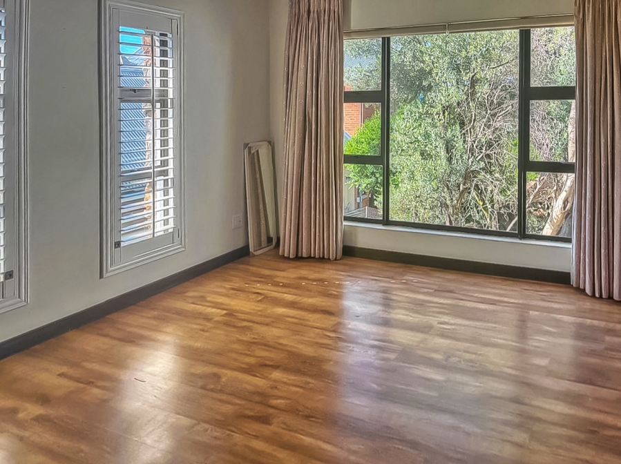 5 Bedroom Property for Sale in Southdowns Estate Gauteng