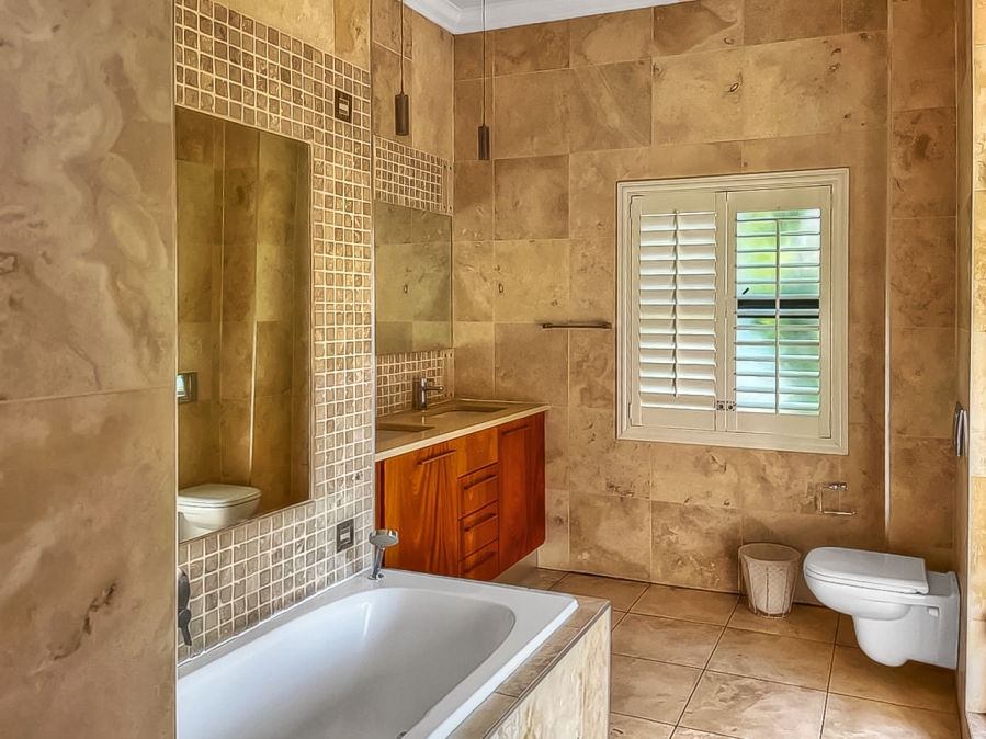 5 Bedroom Property for Sale in Southdowns Estate Gauteng