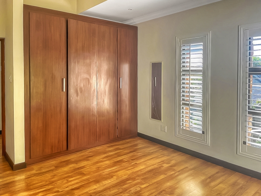 5 Bedroom Property for Sale in Southdowns Estate Gauteng