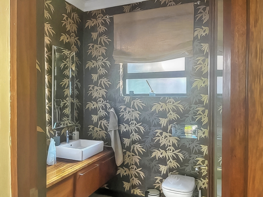 5 Bedroom Property for Sale in Southdowns Estate Gauteng