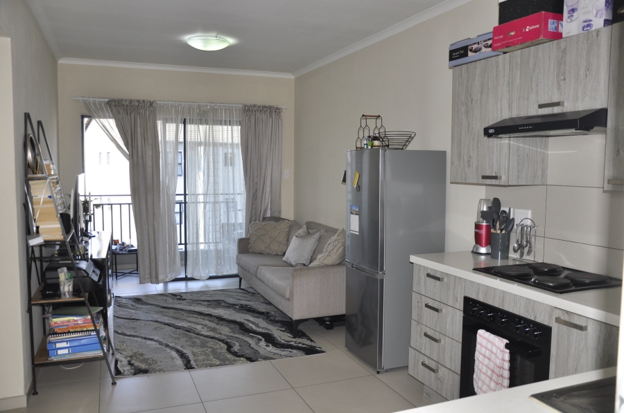 1 Bedroom Property for Sale in Erand Gardens Gauteng