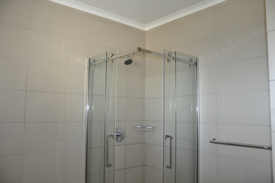 1 Bedroom Property for Sale in Erand Gardens Gauteng